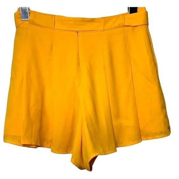 Aritzia Sunday Best Orange Tailored Pleaded Shorts Tie Waist Side Pockets Sz 2 - Picture 3 of 11